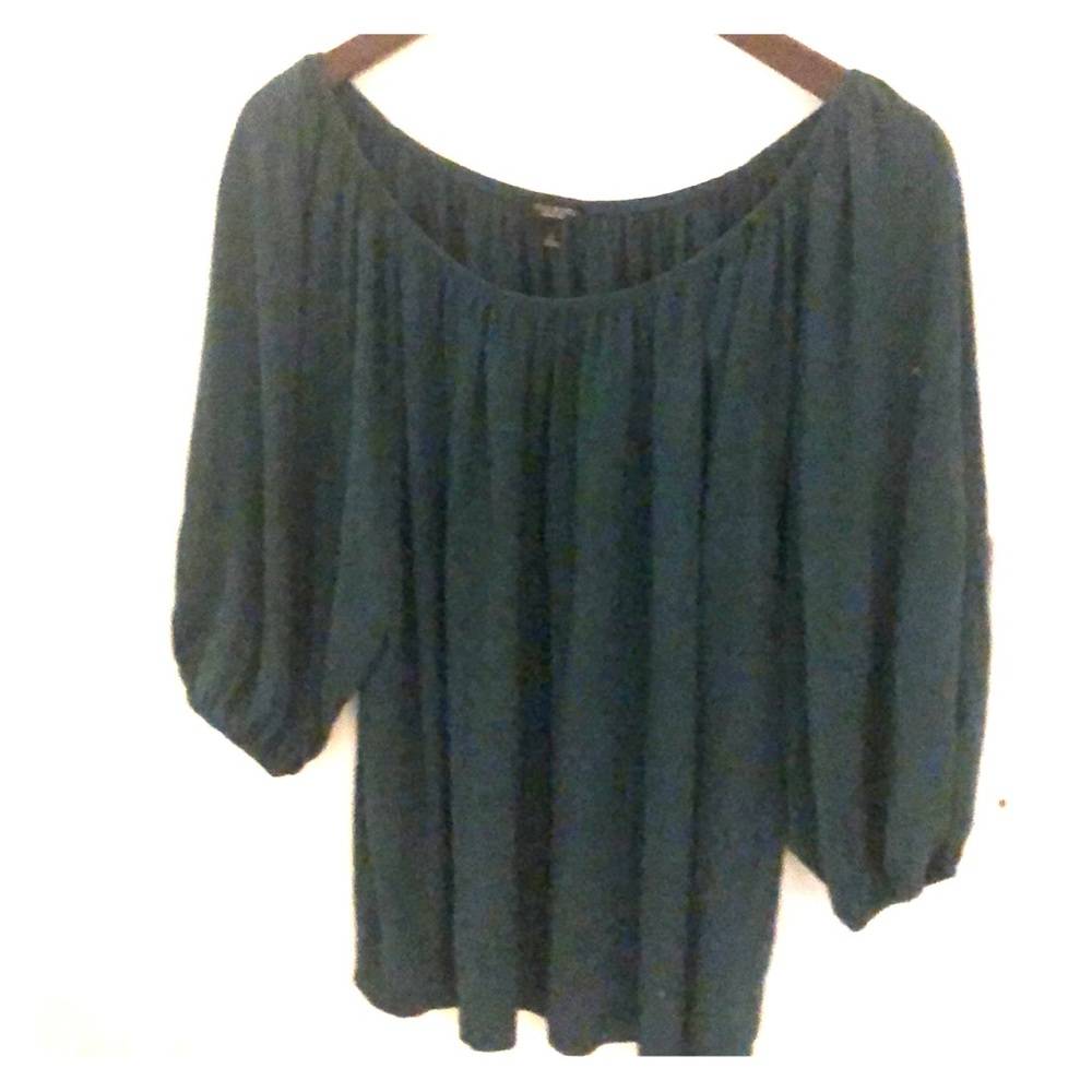 Large Green Flowy 3/4 Length Shirt